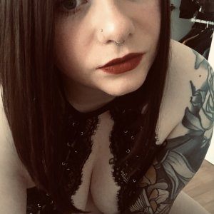 (9) Erotik Kontakt aus Breitscheid