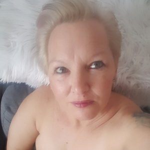 (2) Erotik Kontakt aus Erlangen
