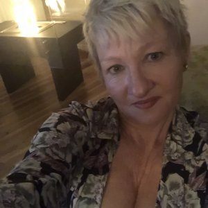 (3) Erotik Kontakt aus Schwarzenburg