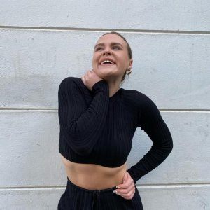 (11) Erotik Kontakt aus Drestedt
