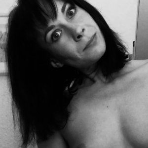 (1) Erotik Kontakt aus München