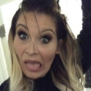 (1) Erotik Kontakt aus Schmelz