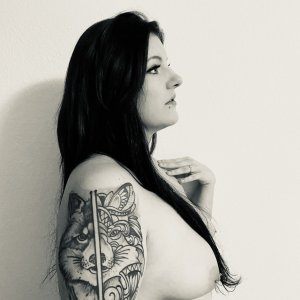 (9) Erotik Kontakt aus Feldbach