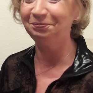 (3) Erotik Kontakt aus Ahorntal