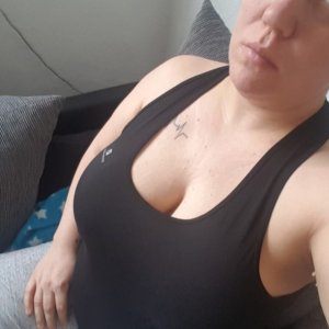 (3) Erotik Kontakt aus Ovendorferredder