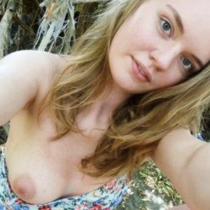 (1) Erotik Kontakt aus Schwarzach am Main