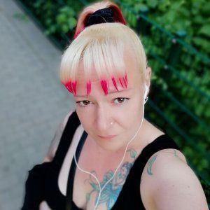 (3) Erotik Kontakt aus Carrera
