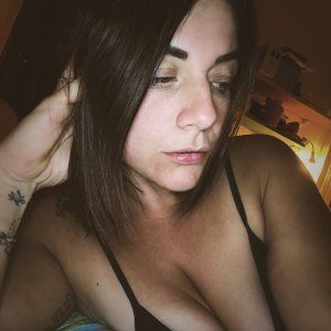 (3) Erotik Kontakt aus Grabenstoffl