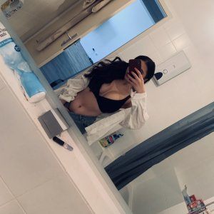 (3) Erotik Kontakt aus Mühlheim am Main