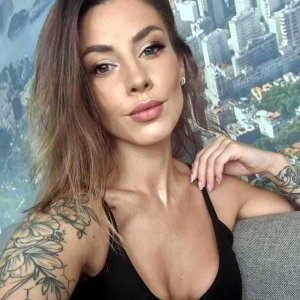 (8) Erotik Kontakt aus Frankfurt am Main