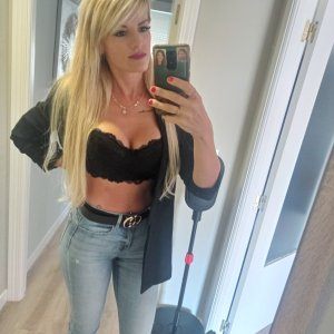 (3) Erotik Kontakt aus Garstedt