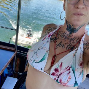 (1) Erotik Kontakt aus dusseldorf