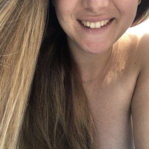 (11) Erotik Kontakt aus Osten