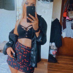 (1) Erotik Kontakt aus Mönchengladbach