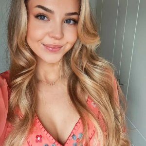 (2) Erotik Kontakt aus Neunkirchen