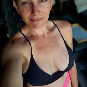 (11) Erotik Kontakt aus Limbach