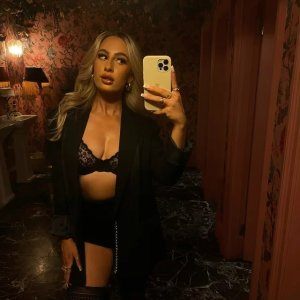 (2) Erotik Kontakt aus Sandhausen