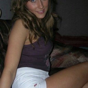(3) Erotik Kontakt aus Darmstadt