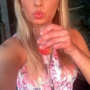 (3) Erotik Kontakt aus Klagenfurt