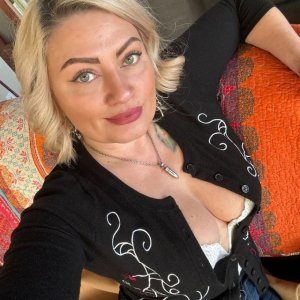 (2) Erotik Kontakt aus Rastatt