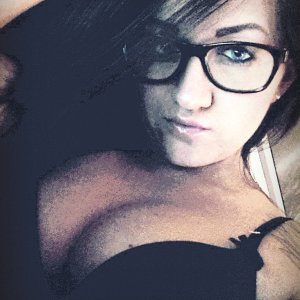 (3) Erotik Kontakt aus Wien