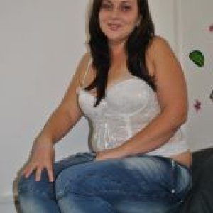 (4) Erotik Kontakt aus Britz