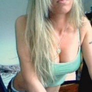 (8) Erotik Kontakt aus Neukirchen an der Enknach