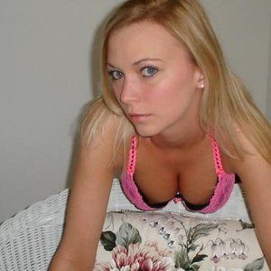 (3) Erotik Kontakt aus Schönborn