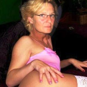 (2) Erotik Kontakt aus Erkelenz