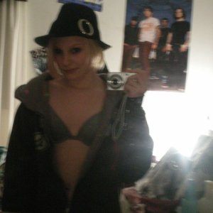 (4) Erotik Kontakt aus Wolfsgraben
