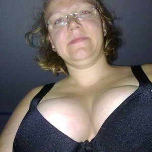 (3) Erotik Kontakt aus Krefeld