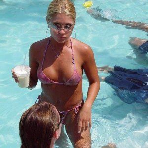 (2) Erotik Kontakt aus Brücken