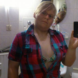(4) Erotik Kontakt aus Letschin