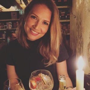 (11) Erotik Kontakt aus Hillerse
