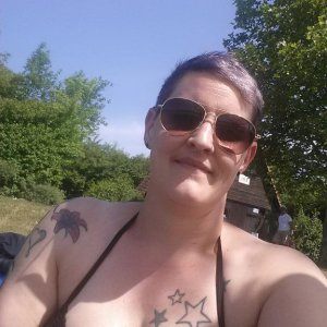 (2) Erotik Kontakt aus Basel