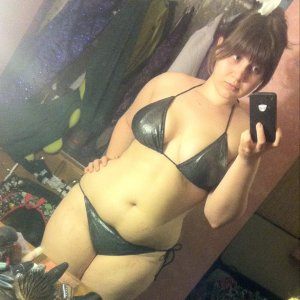 (6) Erotik Kontakt aus Escheburg