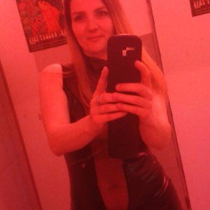 (1) Erotik Kontakt aus Hart