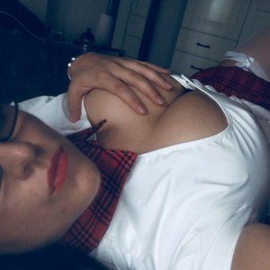 (4) Erotik Kontakt aus Tyrlaching
